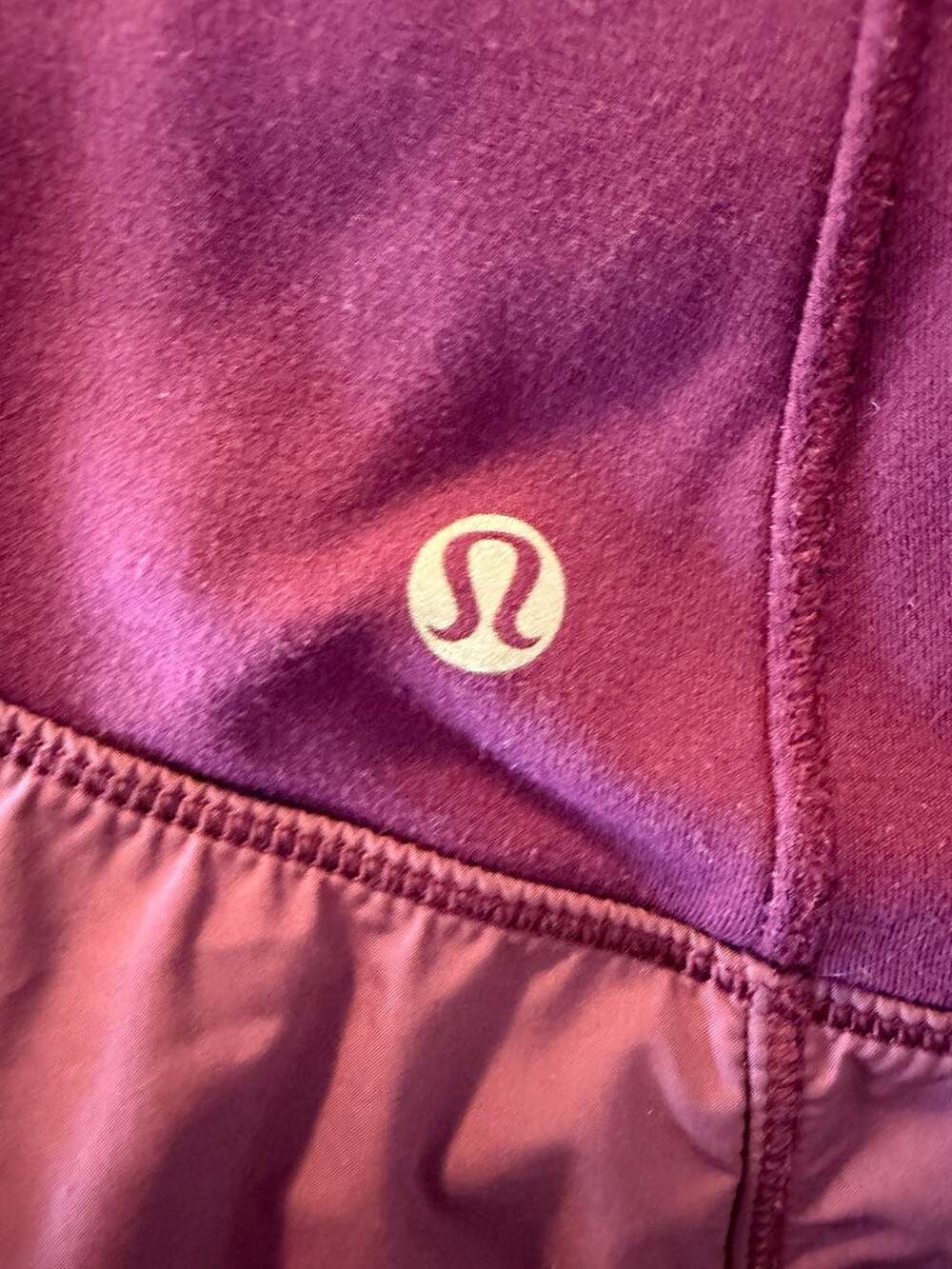 Lululemon Can't Stop Jacket in Mini Hyper Stripe Plum - Picture 6 of 8